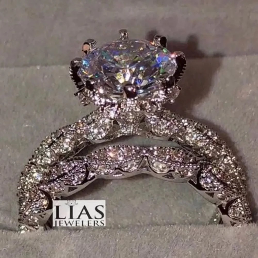 New 18k white gold wedding ring set